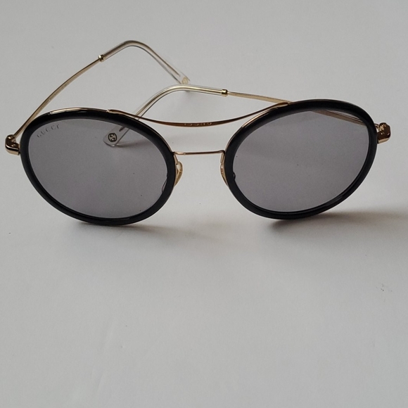 Gucci Round Sunglasses - Picture 2 of 12